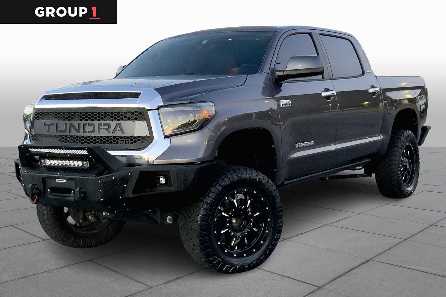 2016 Toyota Tundra Limited's photo