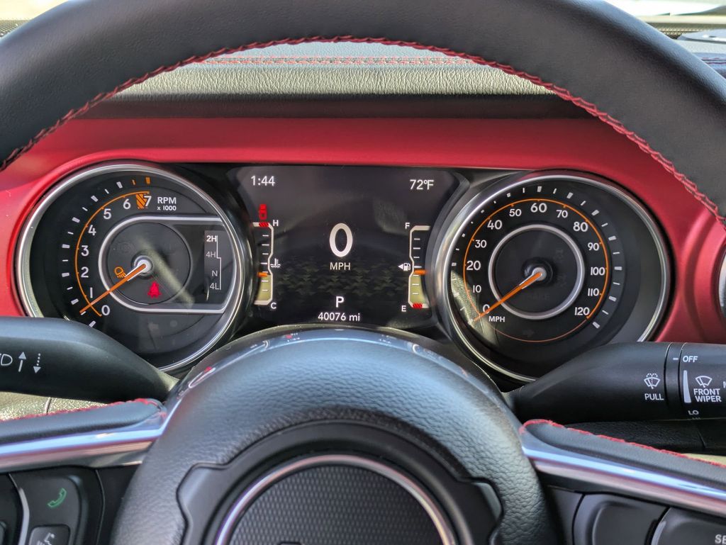 2023 Jeep Gladiator Rubicon photo 15