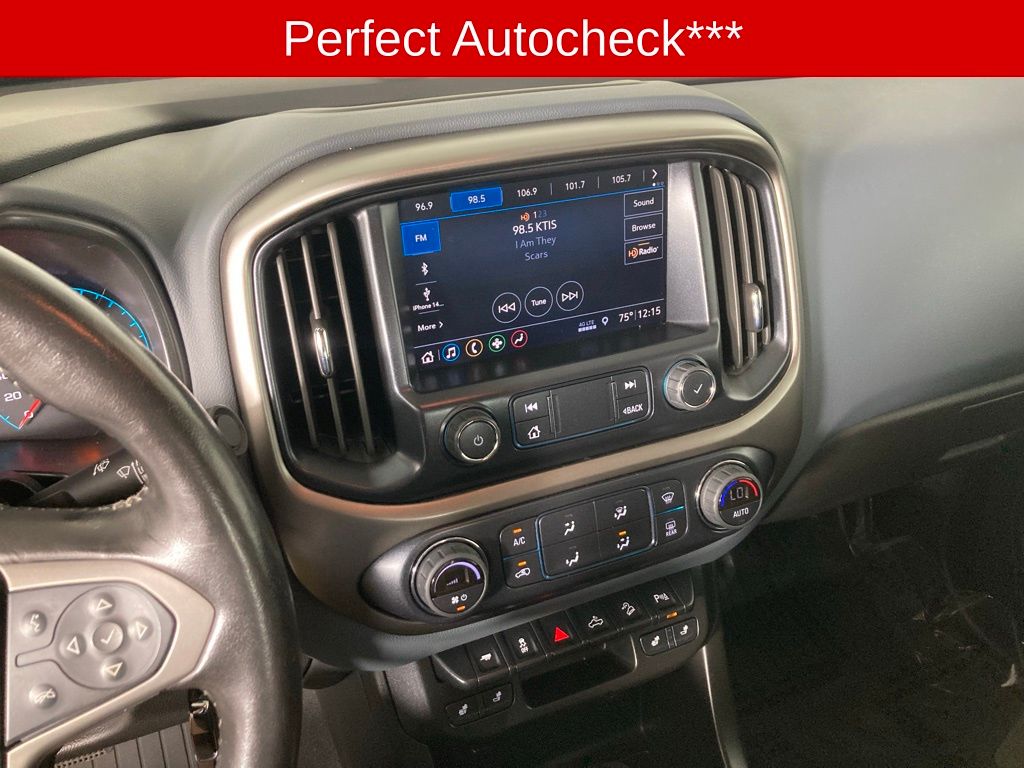 Used 2022 Chevrolet Colorado Z71 with VIN 1GCGTDEN4N1271811 for sale in Elk River, Minnesota