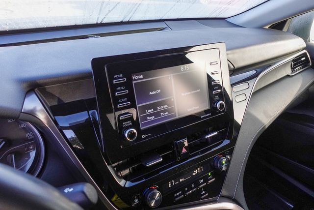2024 Toyota Camry SE photo 19