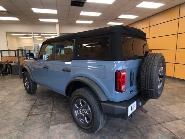 2025 Ford Bronco Base photo 5