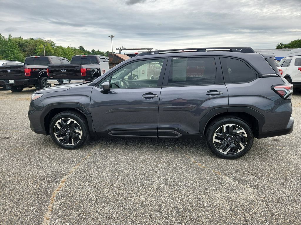 2025 Subaru Forester Limited photo 4