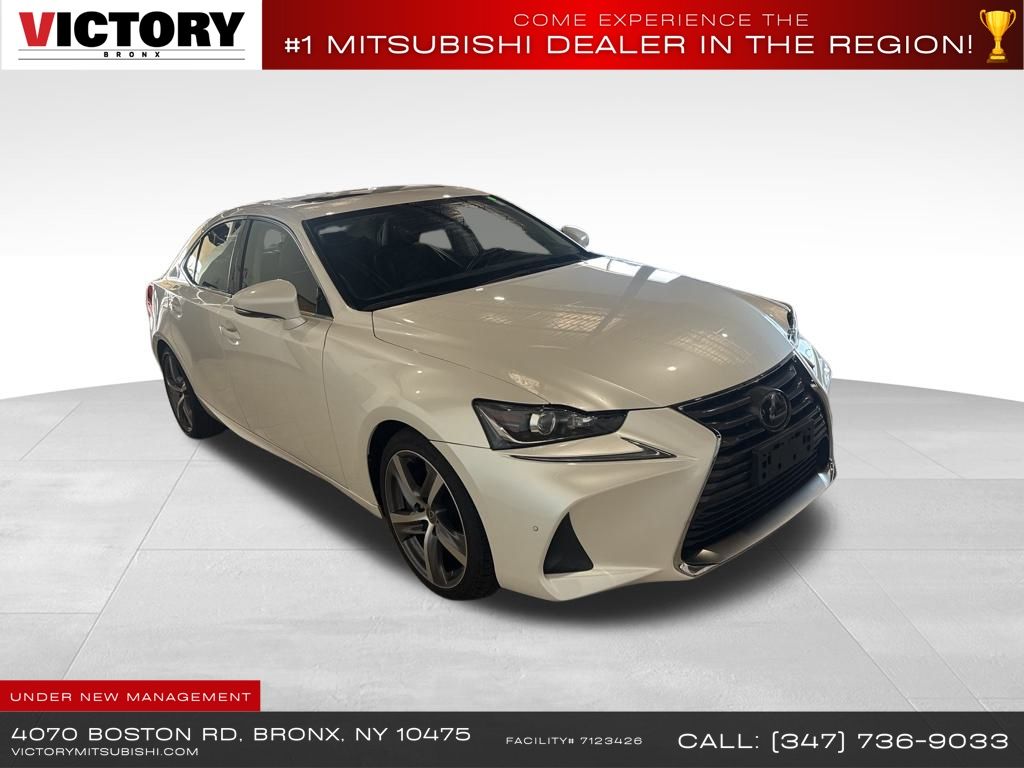 2020 Lexus IS 300 photo 3