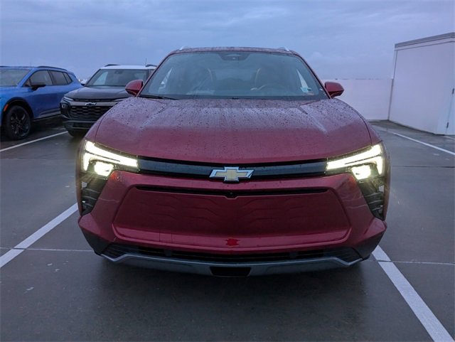 2025 Chevrolet Blazer EV photo 3