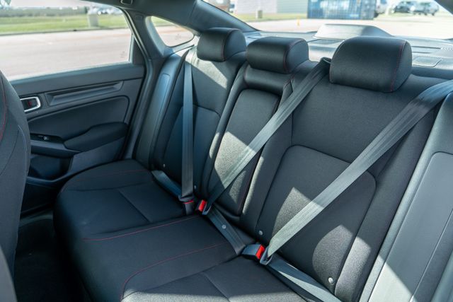 2026 Honda Civic Si photo 13