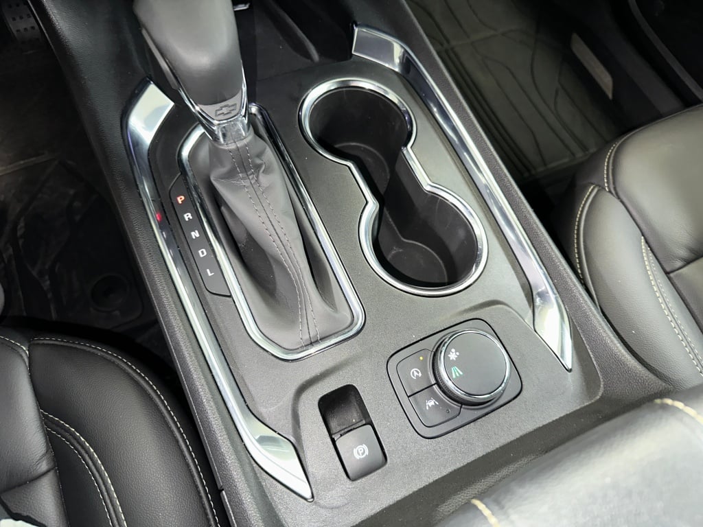 2023 Chevrolet Traverse Leather photo 12