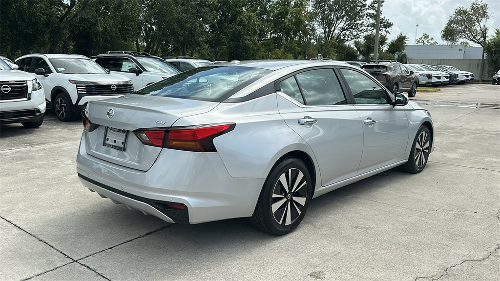 2022 Nissan Altima 2.5 SV photo 7