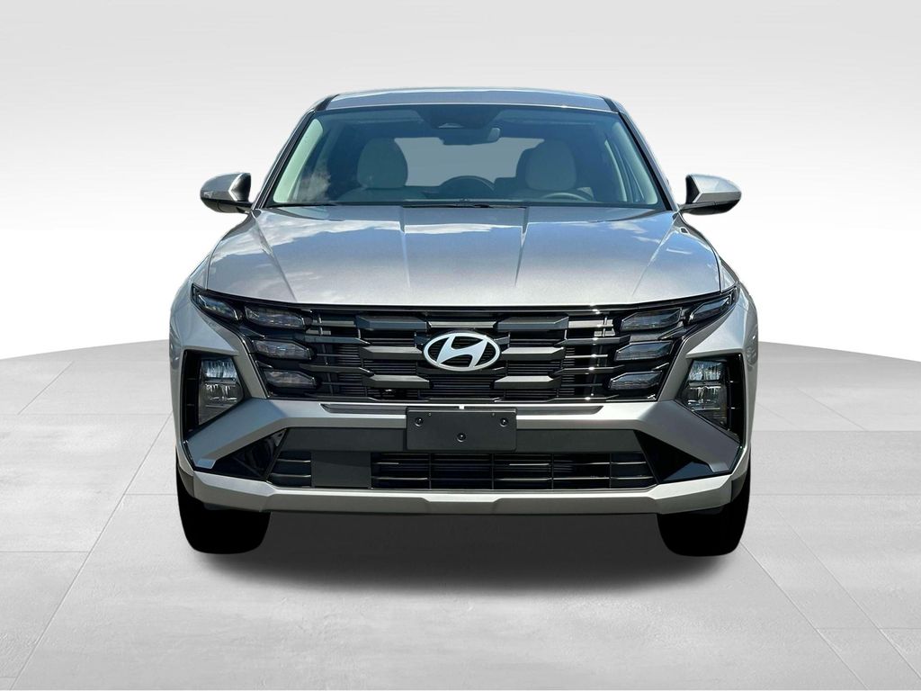 2025 Hyundai Tucson SE photo 12