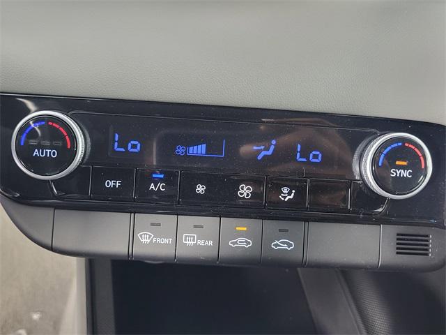 2025 Hyundai Elantra Hybrid Blue photo 12
