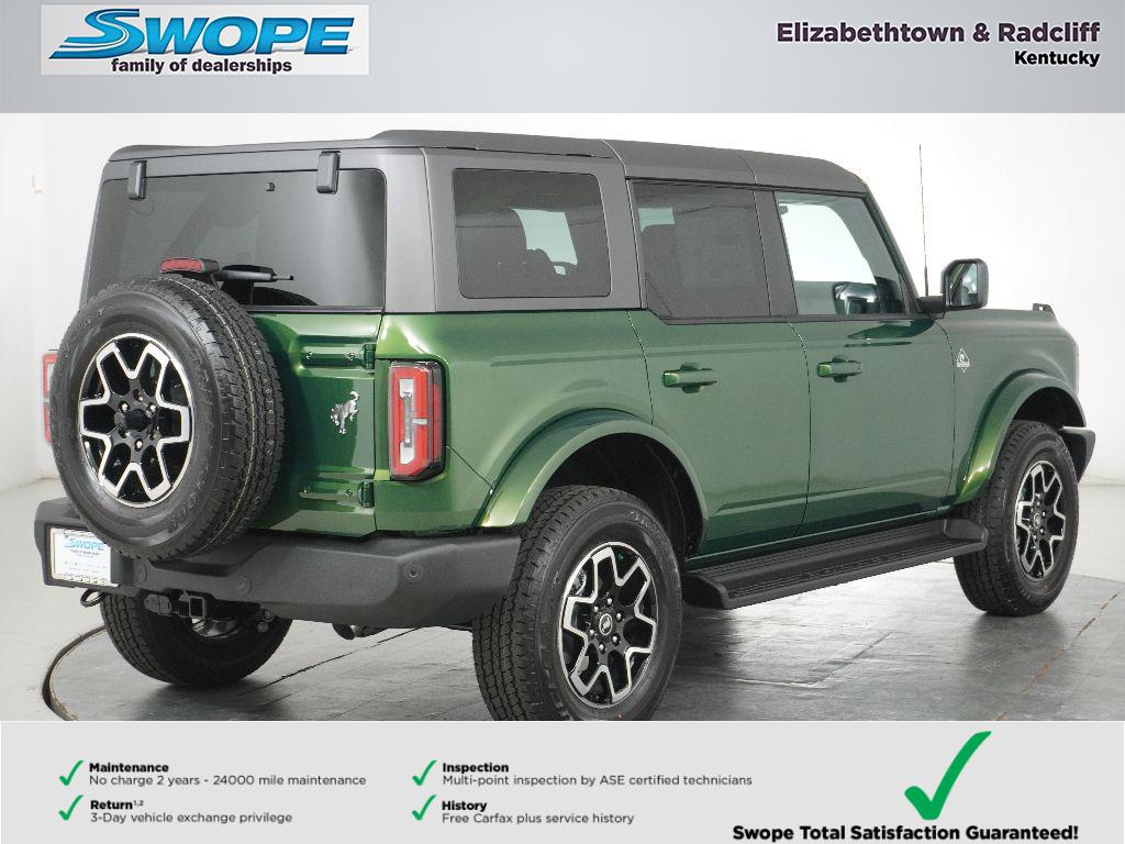 2025 Ford Bronco Outer Banks photo 3