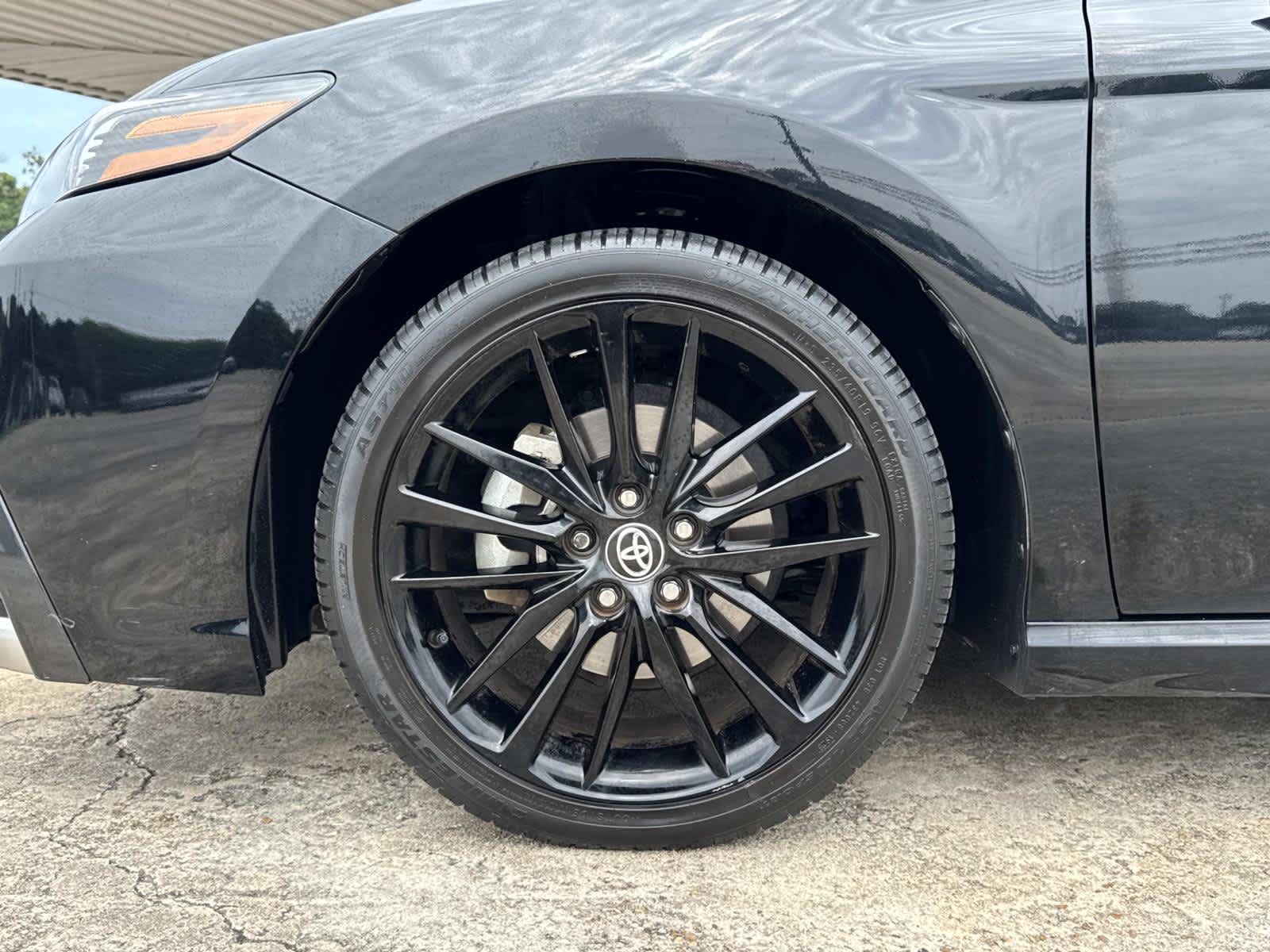 2023 Toyota Camry XSE photo 4