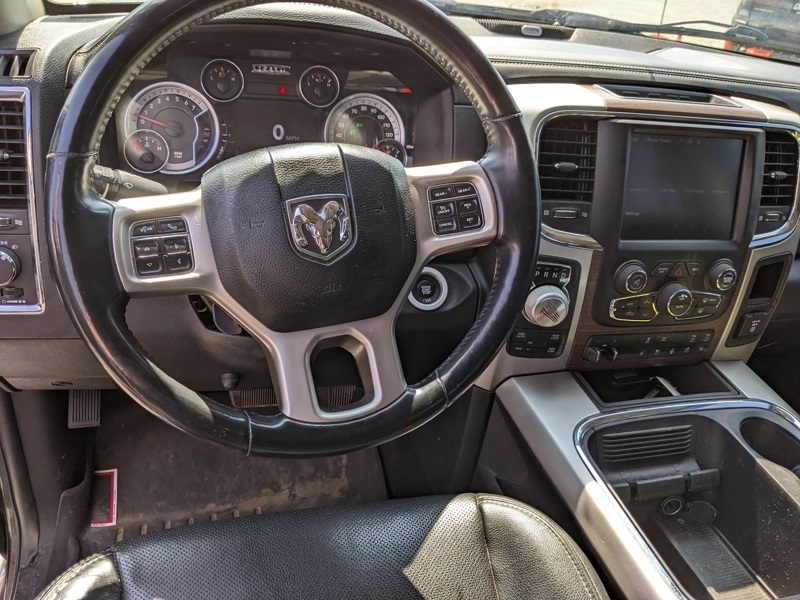 2017 Ram 1500 Laramie photo 10