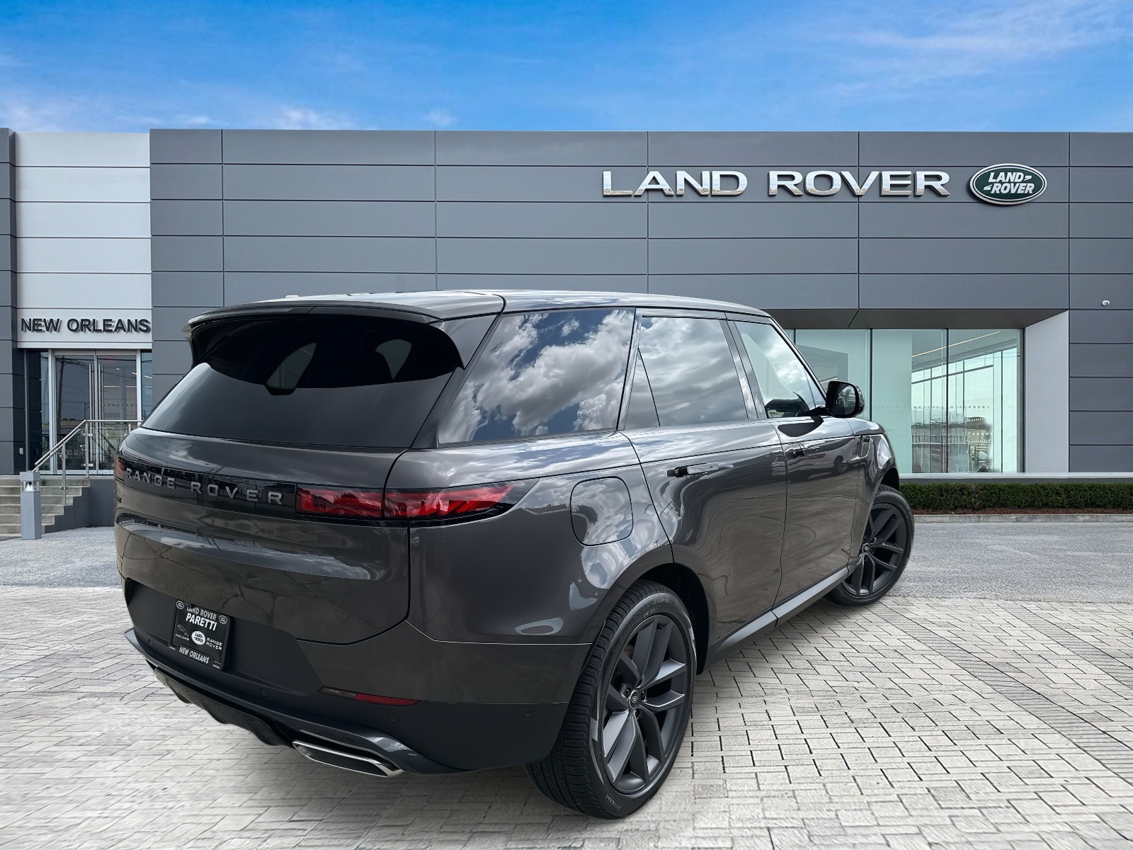 2025 Land Rover Range Rover Sport SE photo 4
