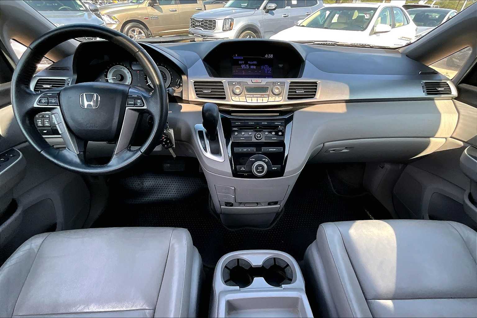2012 Honda Odyssey EX-L photo 14