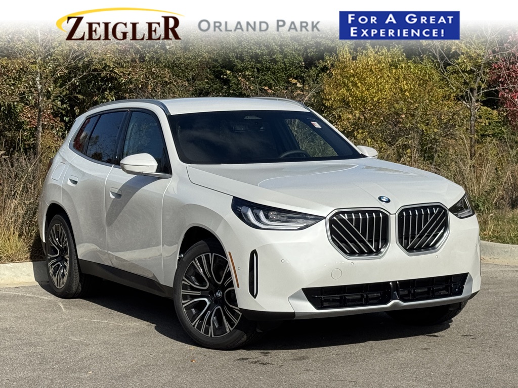 2026 BMW X3 30's photo