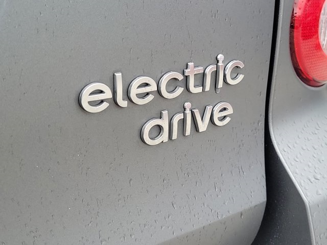 2016 Smart Fortwo Electric Drive photo 6