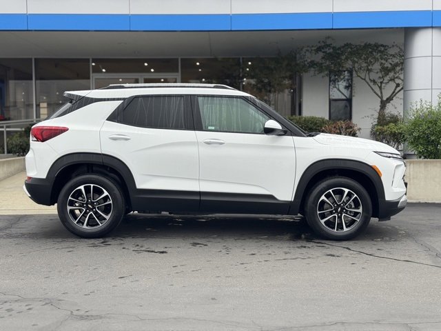 2026 Chevrolet Trailblazer LT photo 4