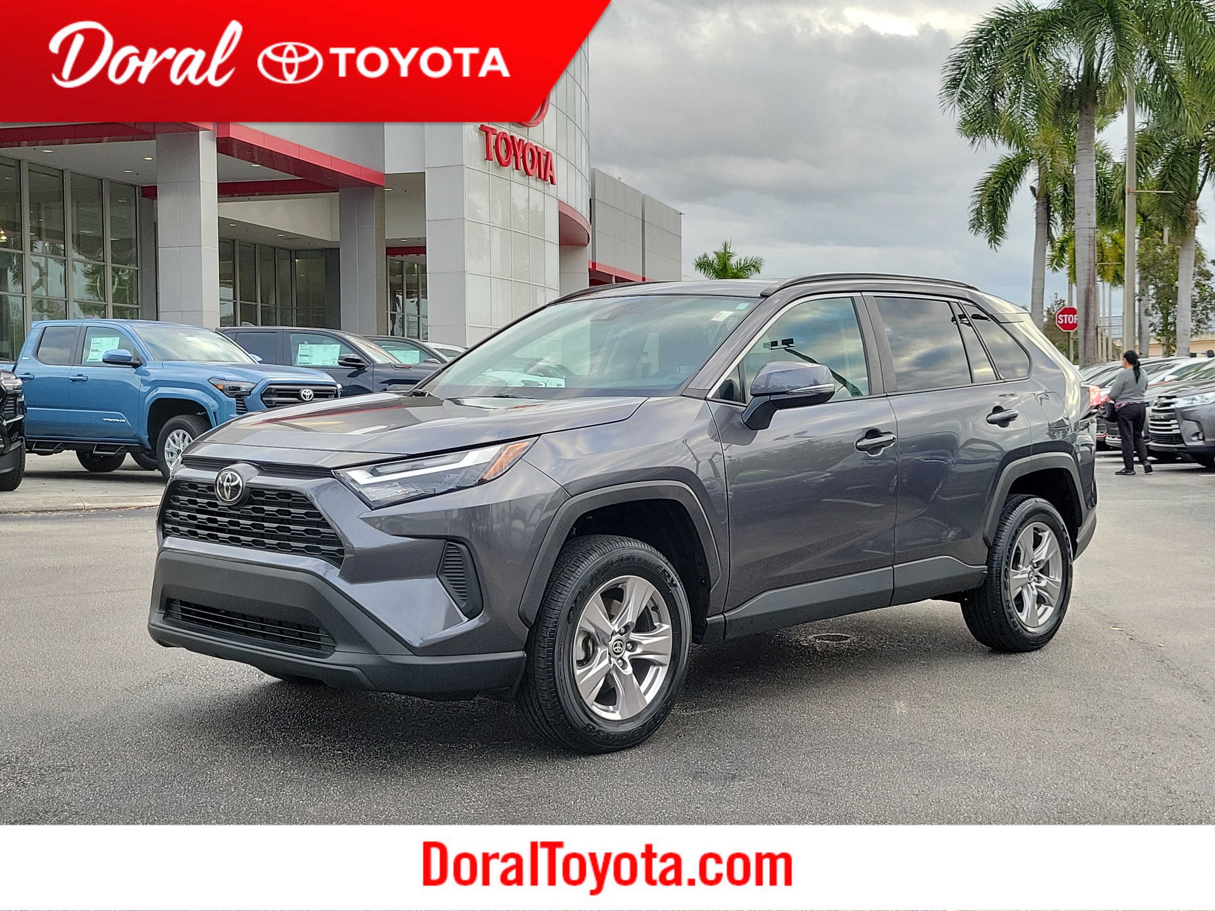 2023 Toyota RAV4 XLE