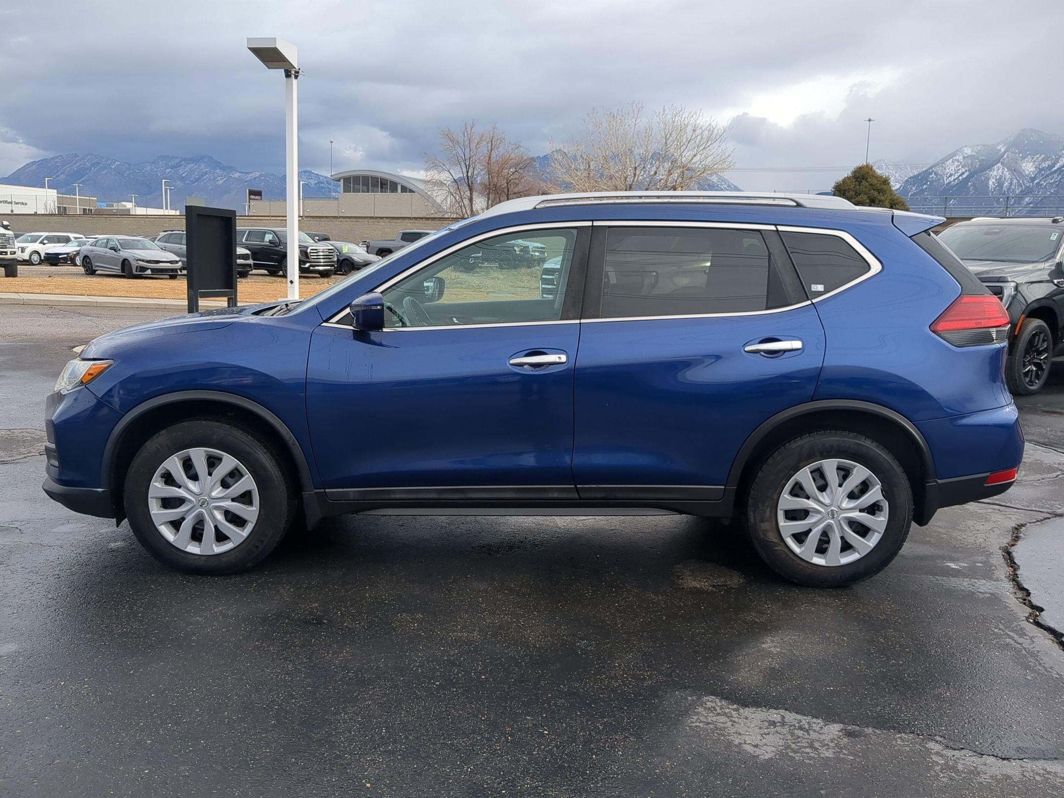 Used 2017 Nissan Rogue S with VIN 5N1AT2MM7HC786034 for sale in Salt Lake City, UT