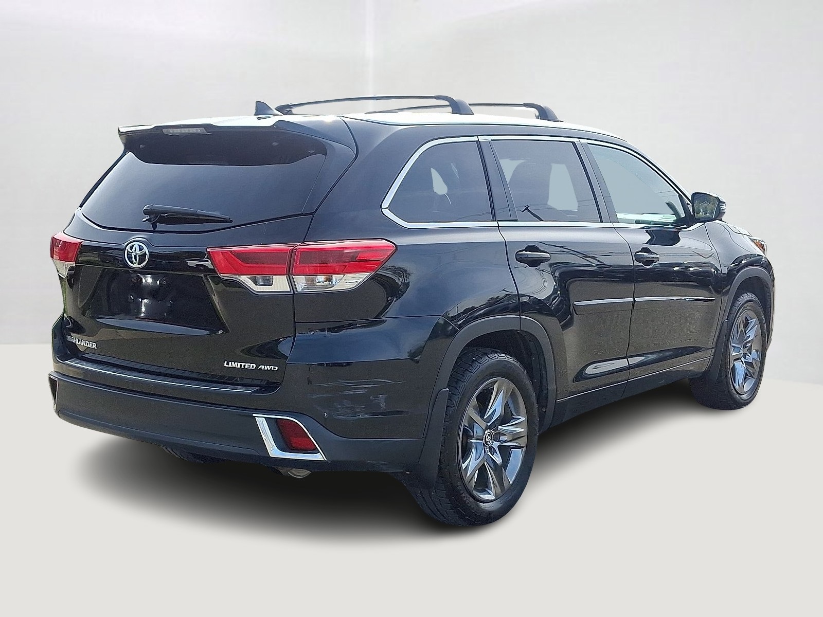 2017 Toyota Highlander Limited Platinum photo 4