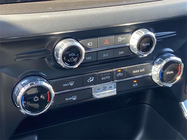 2025 Ford F-150 XLT photo 19