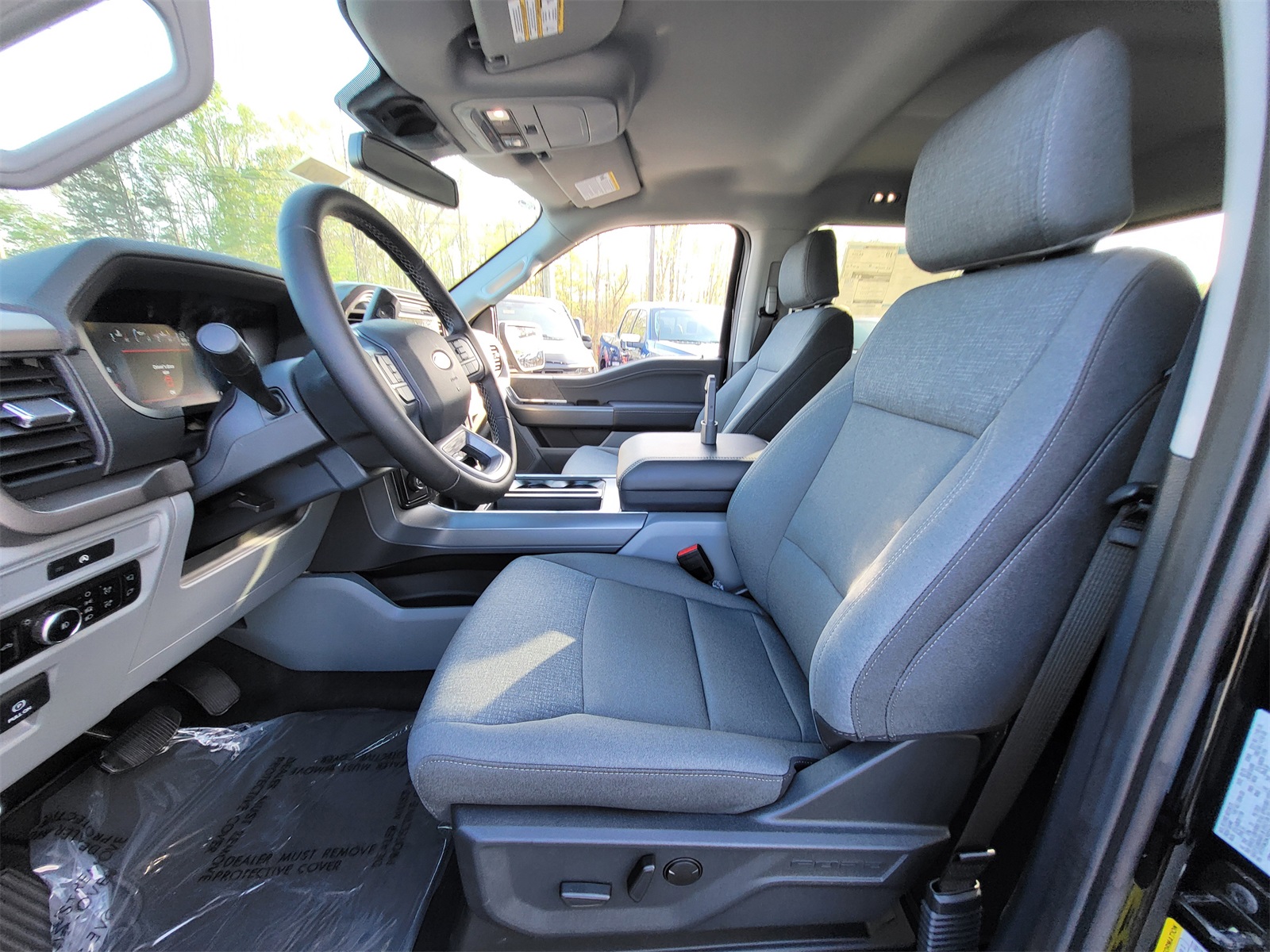 2025 Ford F-150 XLT photo 15