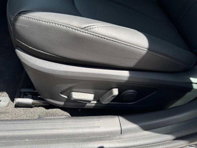 2025 Hyundai Sonata Hybrid Limited photo 10