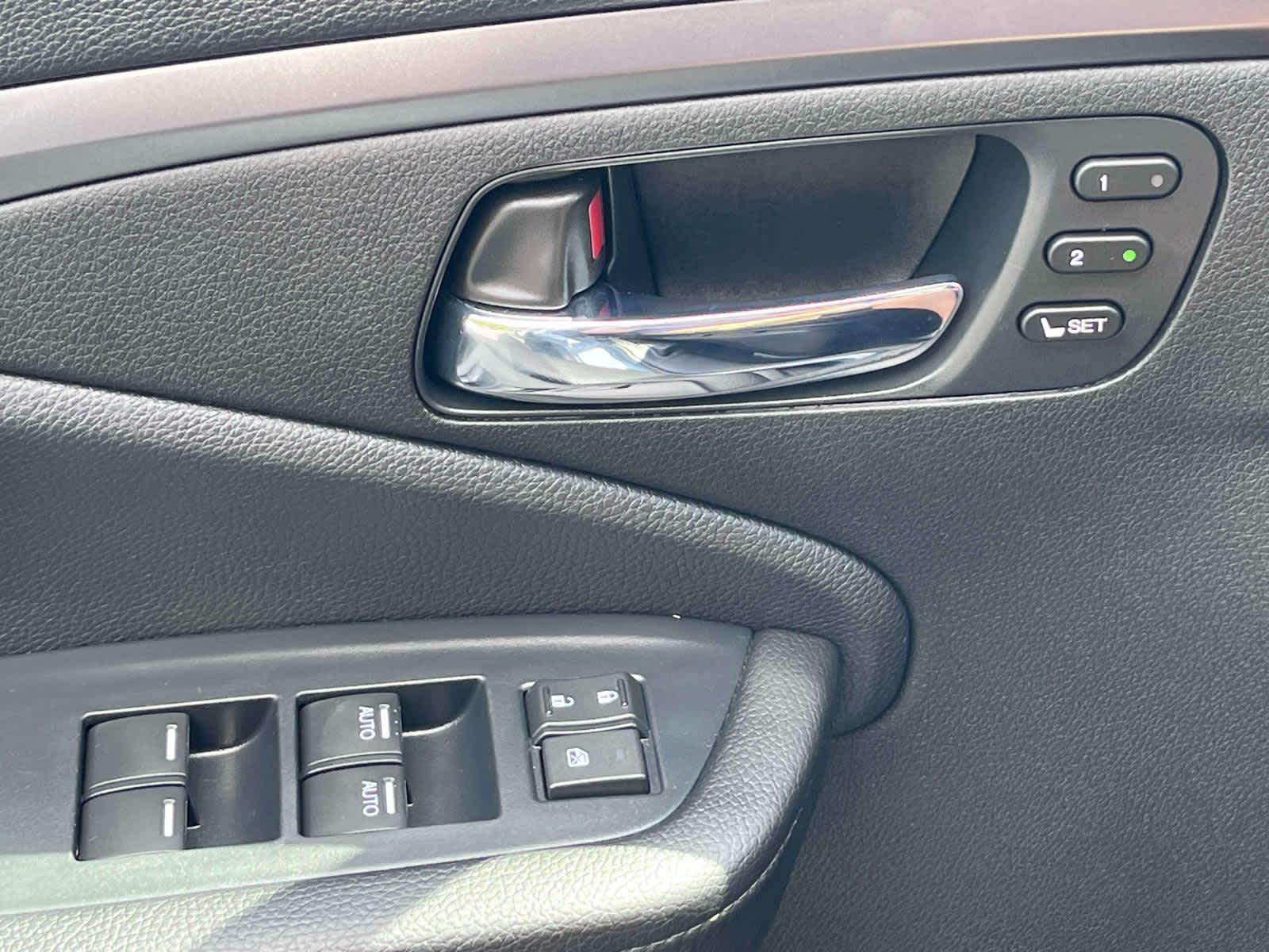 2022 Honda Pilot SE photo 26