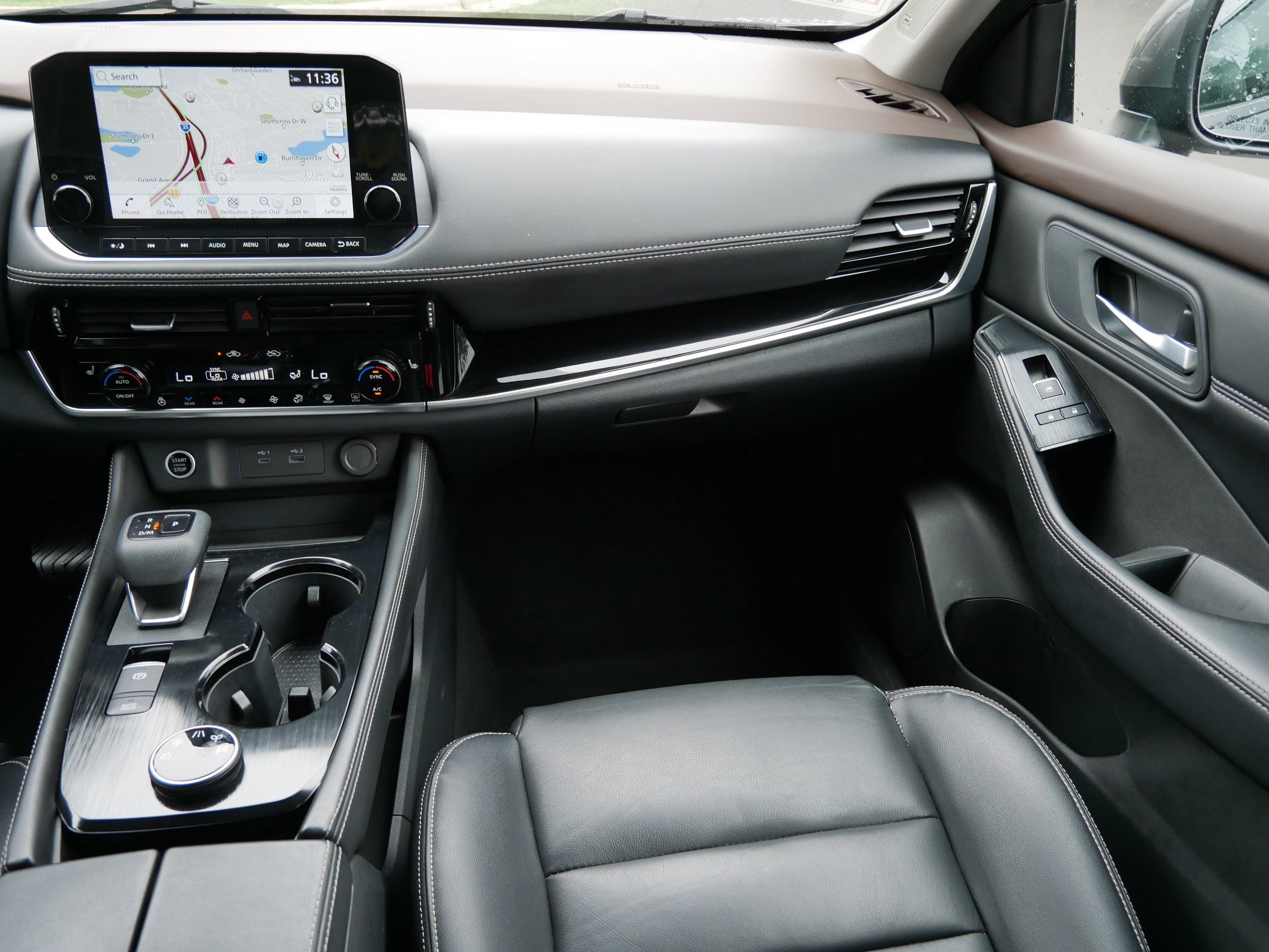 2023 Nissan Rogue SL photo 11