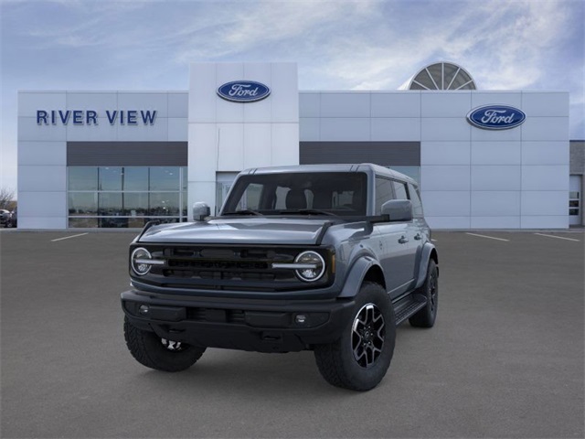 2025 Ford Bronco Outer Banks photo 2