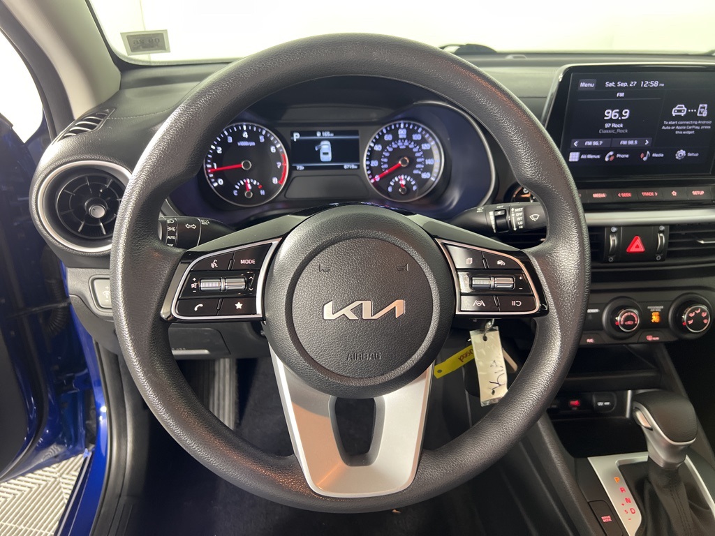 2023 Kia Forte LXS photo 18