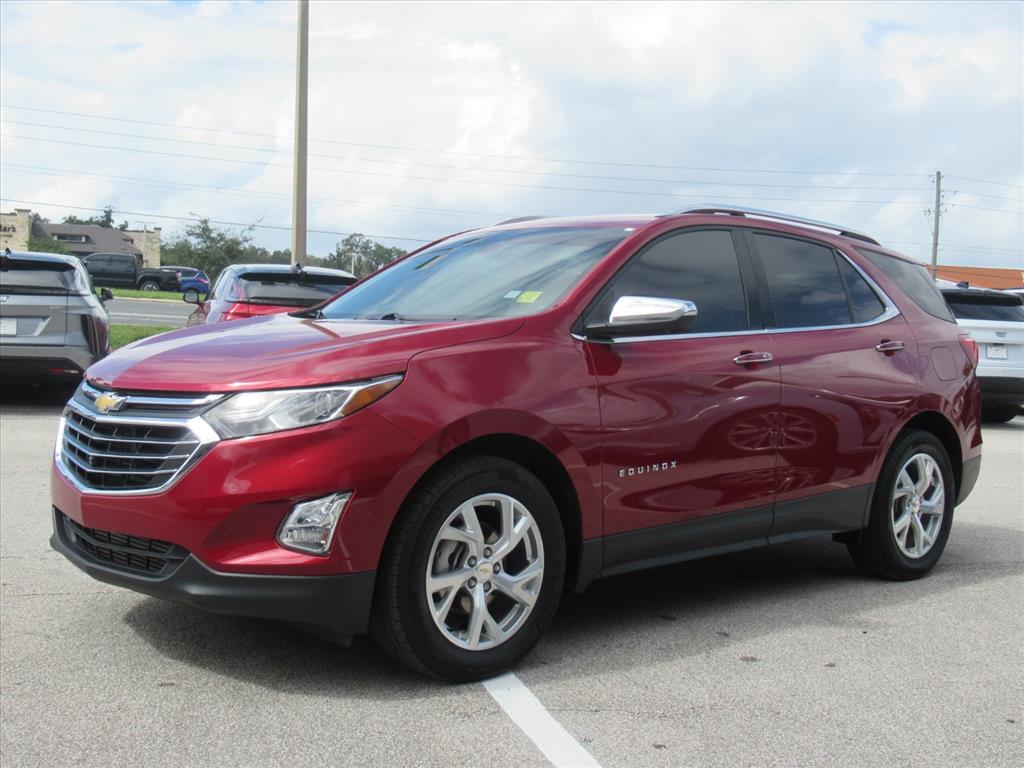 2021 Chevrolet Equinox Premier photo 2