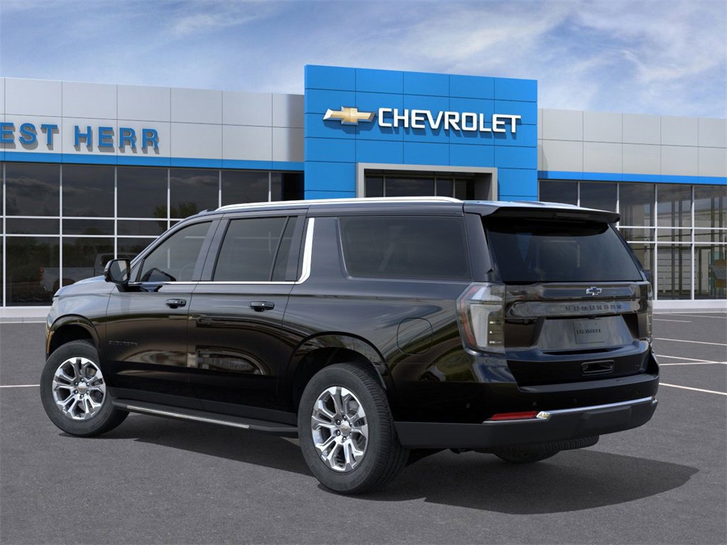 2026 Chevrolet Suburban LT photo 2
