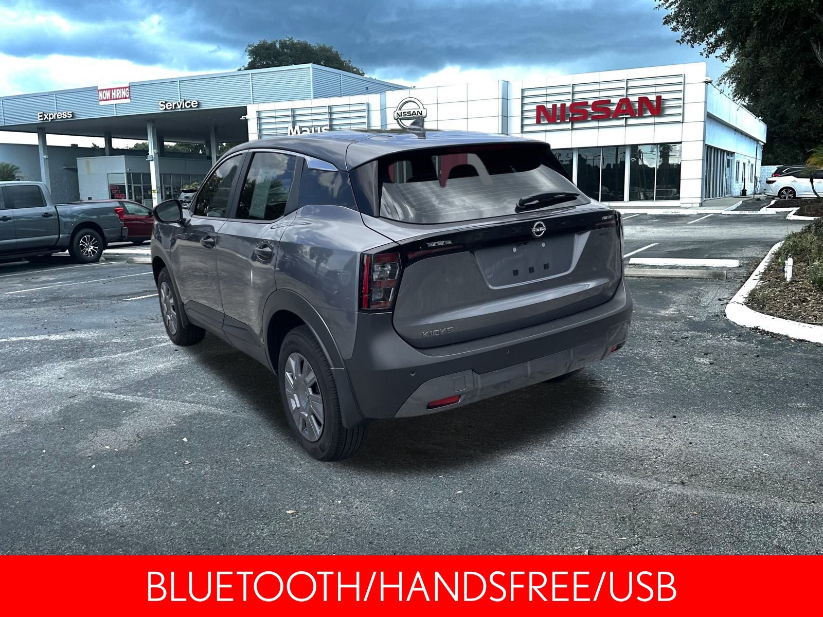 2025 Nissan Kicks S photo 4