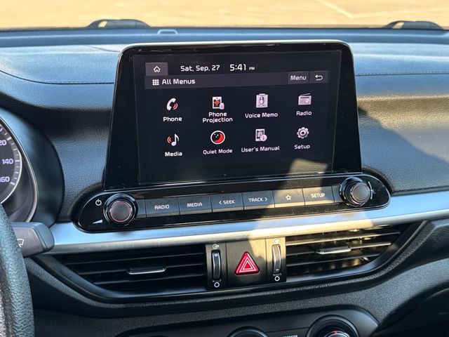2023 Kia Forte LXS photo 10