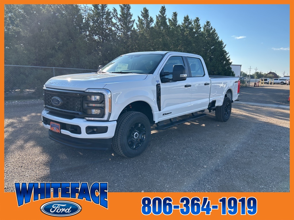 2026 Ford F-350 Super Duty XL's photo