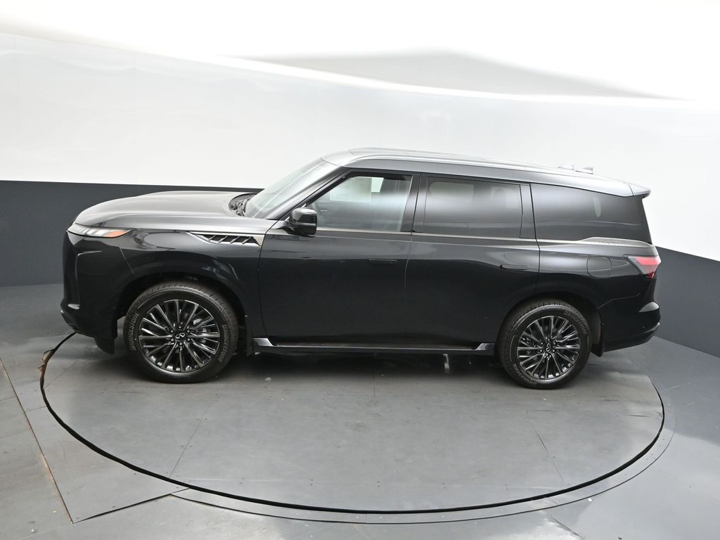 2026 Infiniti QX80 photo 28