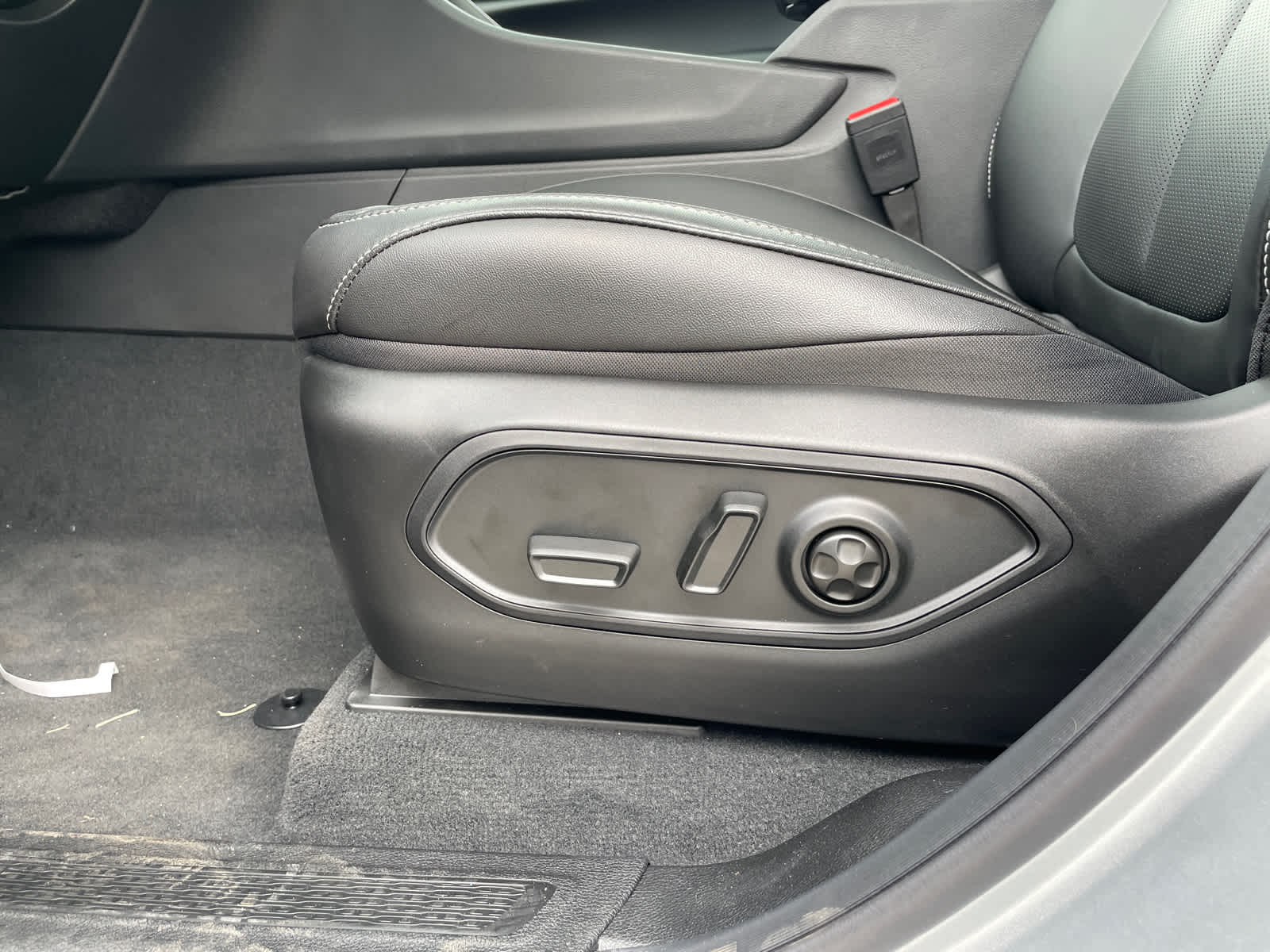 2025 Jeep Grand Cherokee Limited photo 19