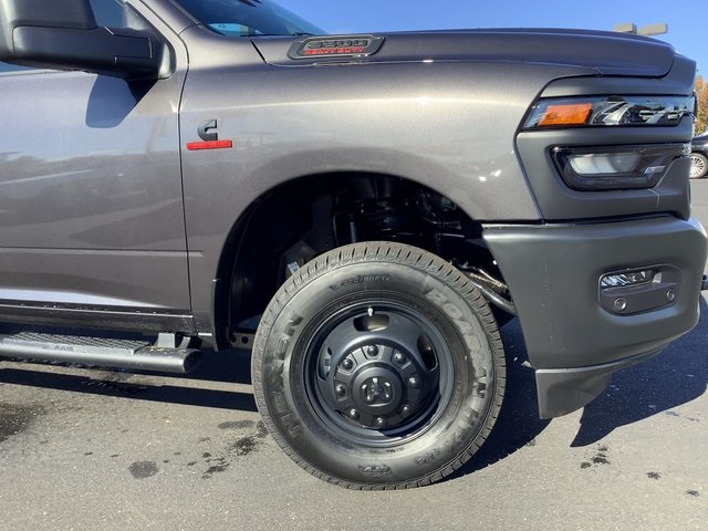 2026 Ram 3500 Tradesman photo 3