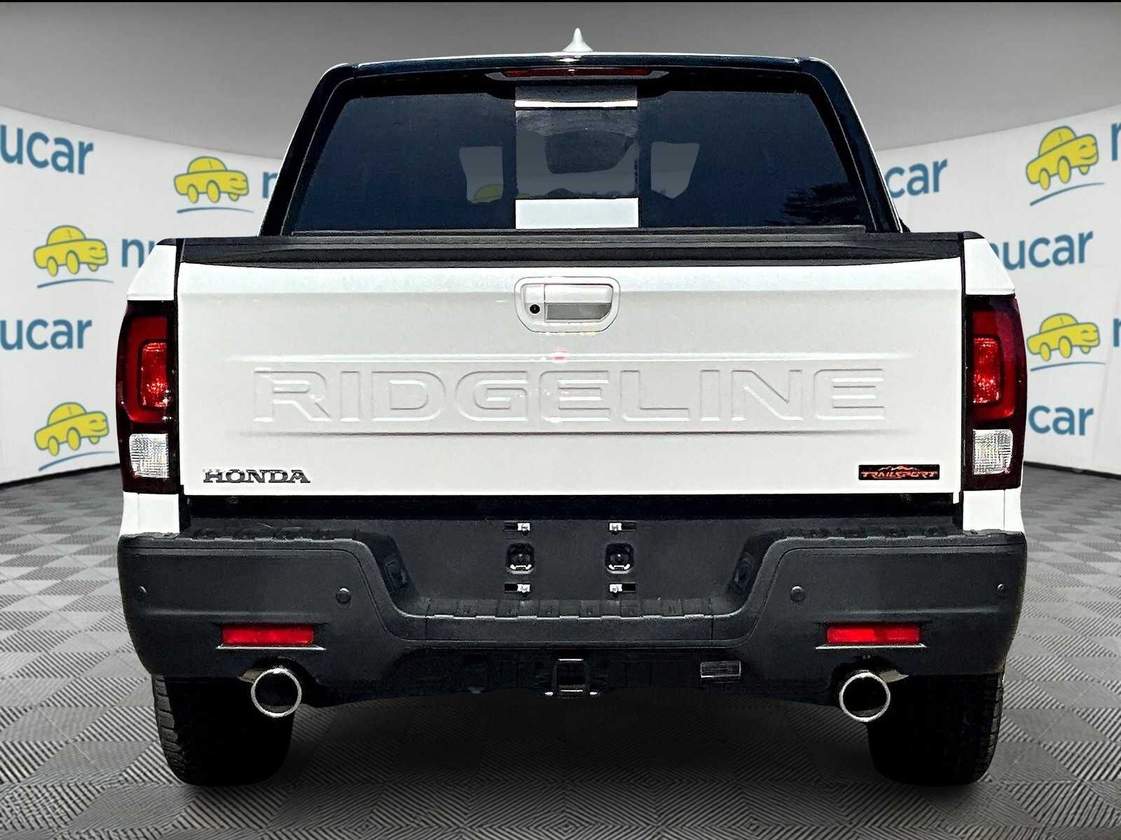 2025 Honda Ridgeline TrailSport photo 3