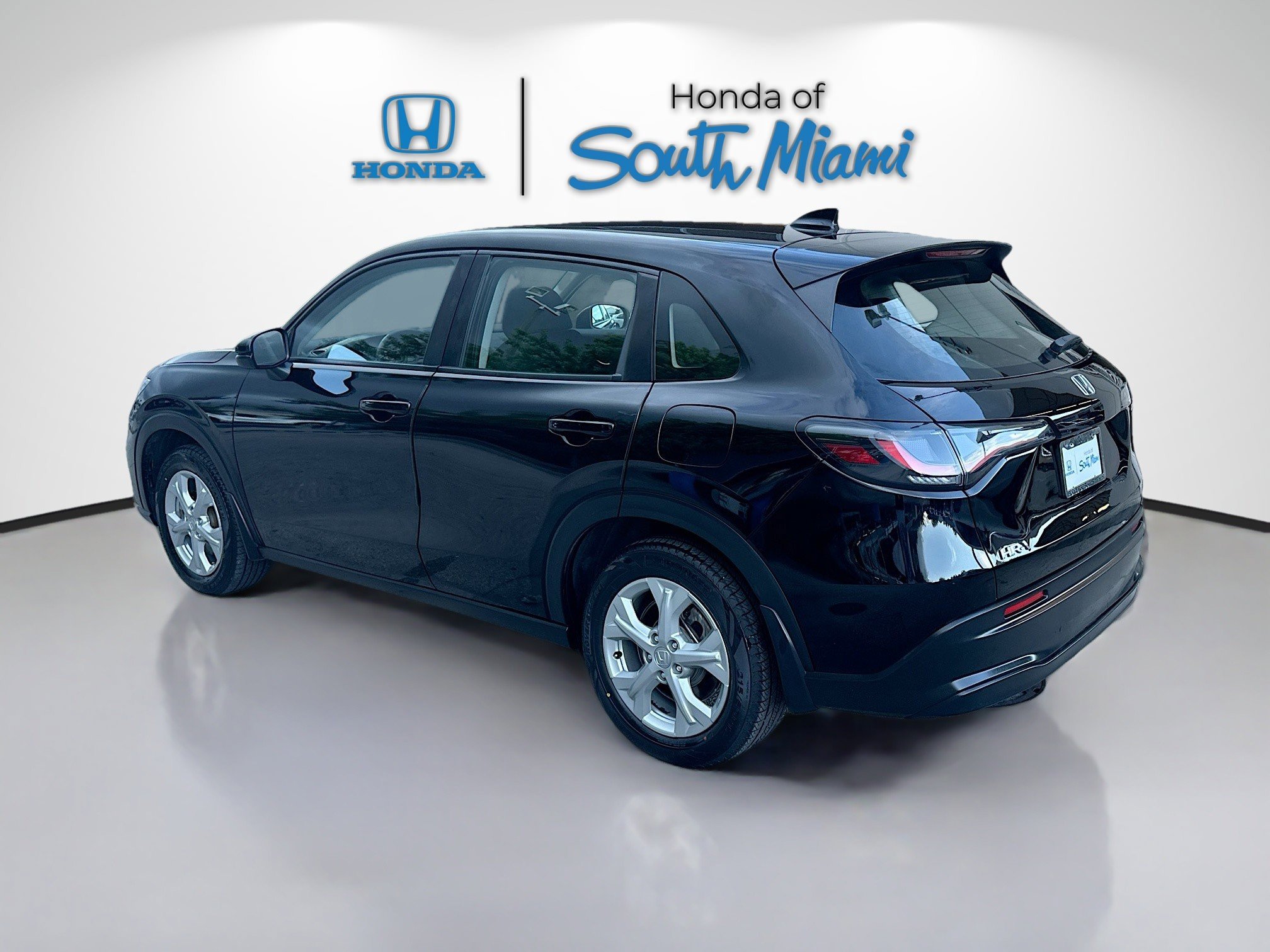 2023 Honda HR-V LX photo 4