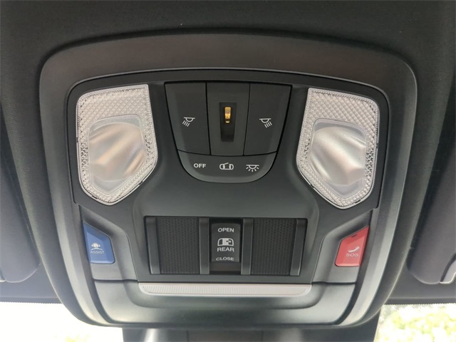 2025 Ram 2500 Tradesman photo 18