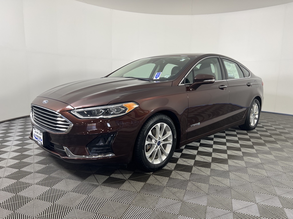 2019 Ford Fusion Hybrid SEL photo 10