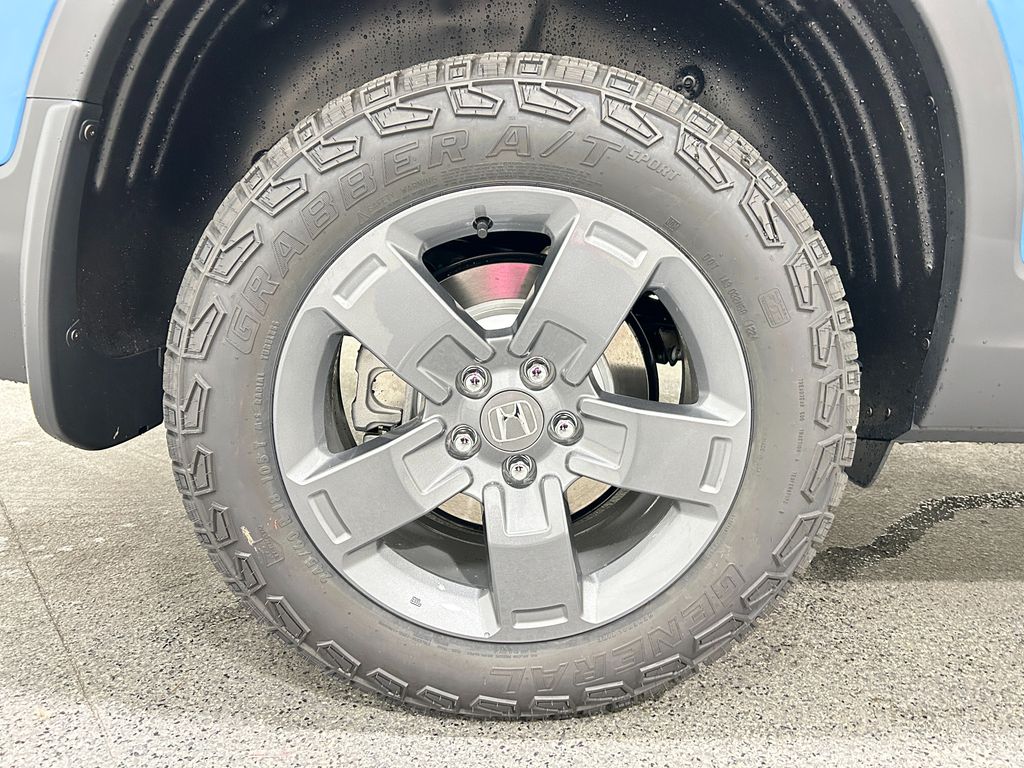 2025 Honda Ridgeline TrailSport photo 8