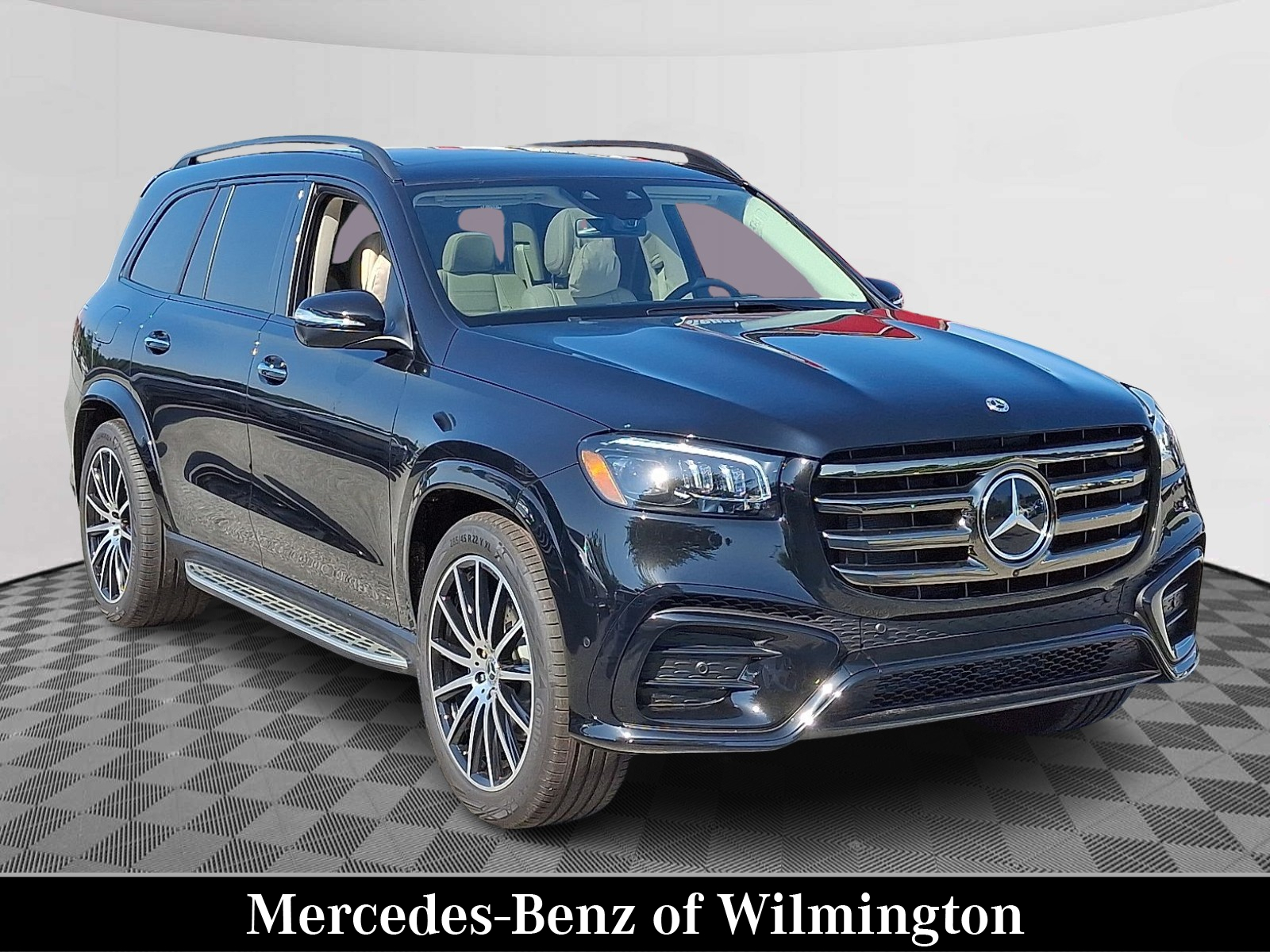 2025 Mercedes-Benz GLS Base's photo