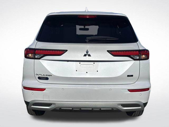 2023 Mitsubishi Outlander SE photo 4