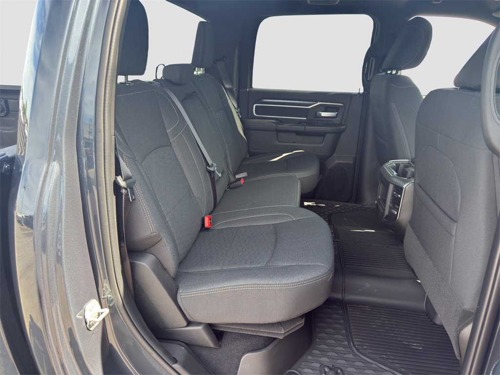 2025 Ram 2500 Big Horn photo 18