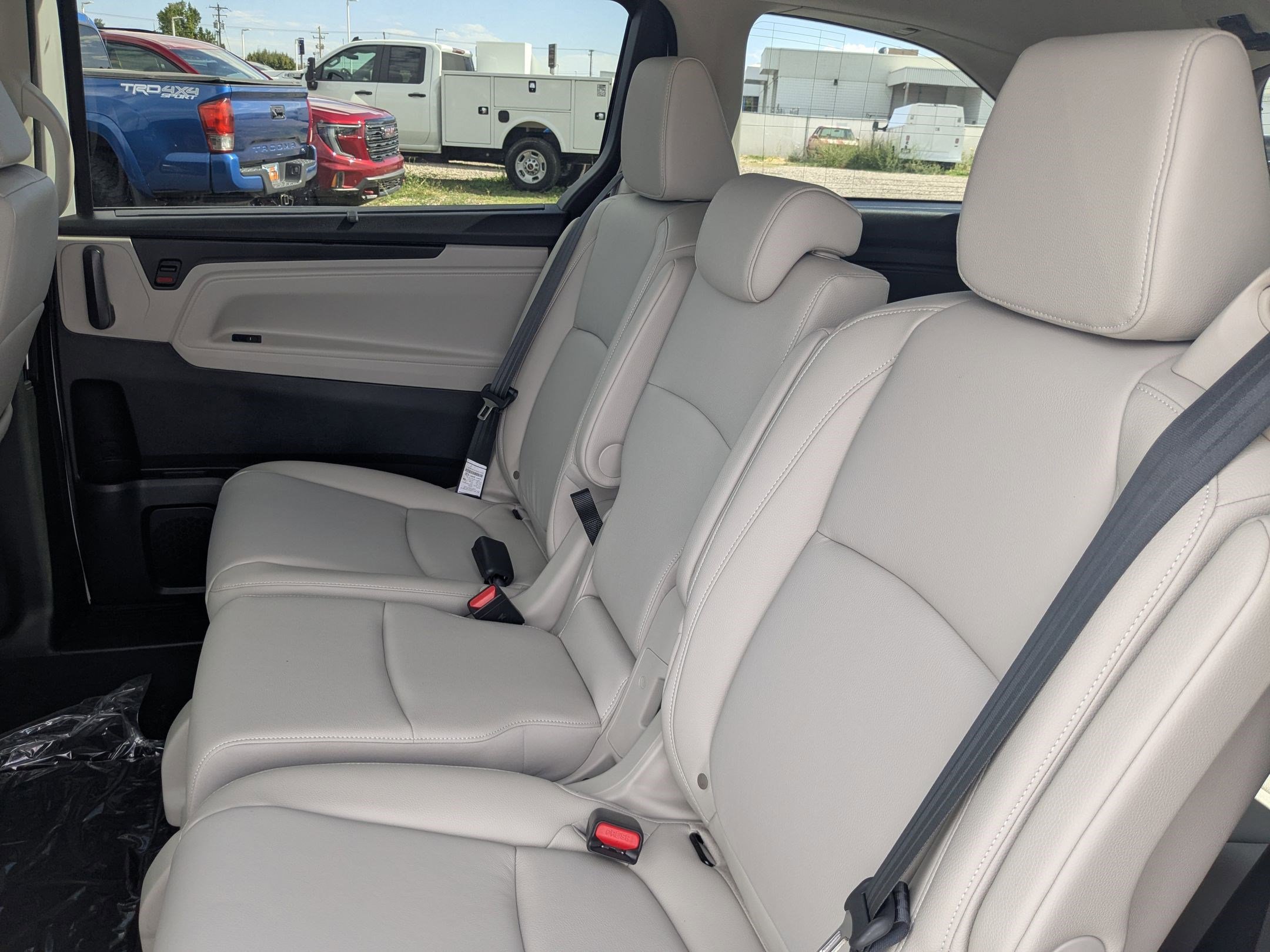 2026 Honda Odyssey EX-L photo 13