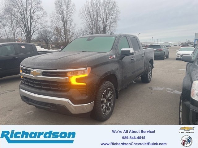 2022 Chevrolet Silverado 1500 LT's photo