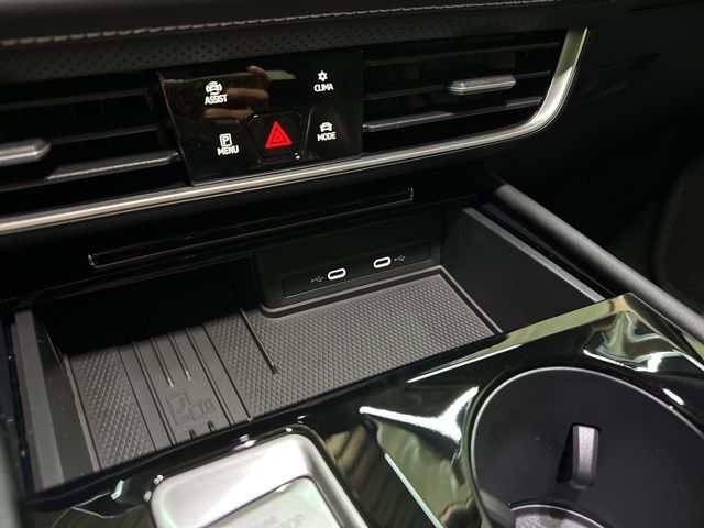 2026 Volkswagen Atlas SE Technology photo 19
